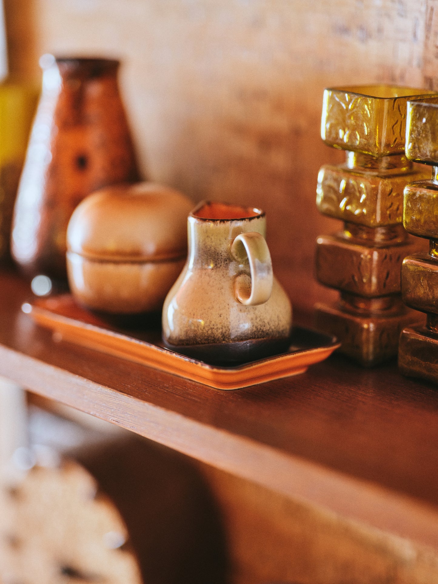 70s ceramics: Vasija, "8 AM"