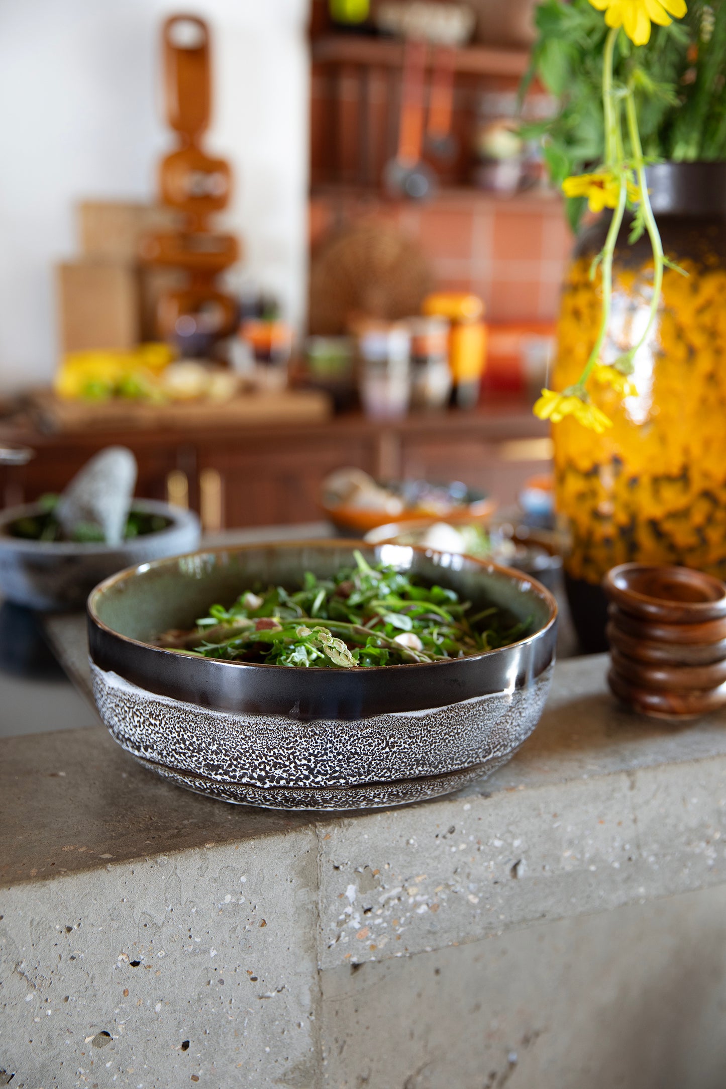 70s ceramics: Bowl de Ensalada "Rock on"