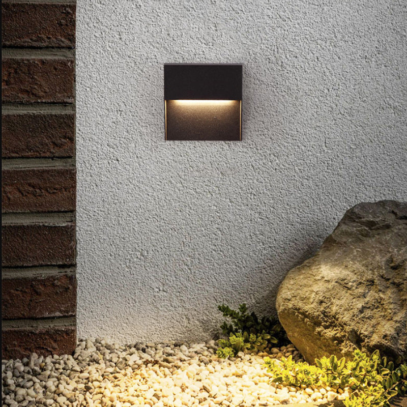 Apliqué exterior metálico negro Brick cuadrado