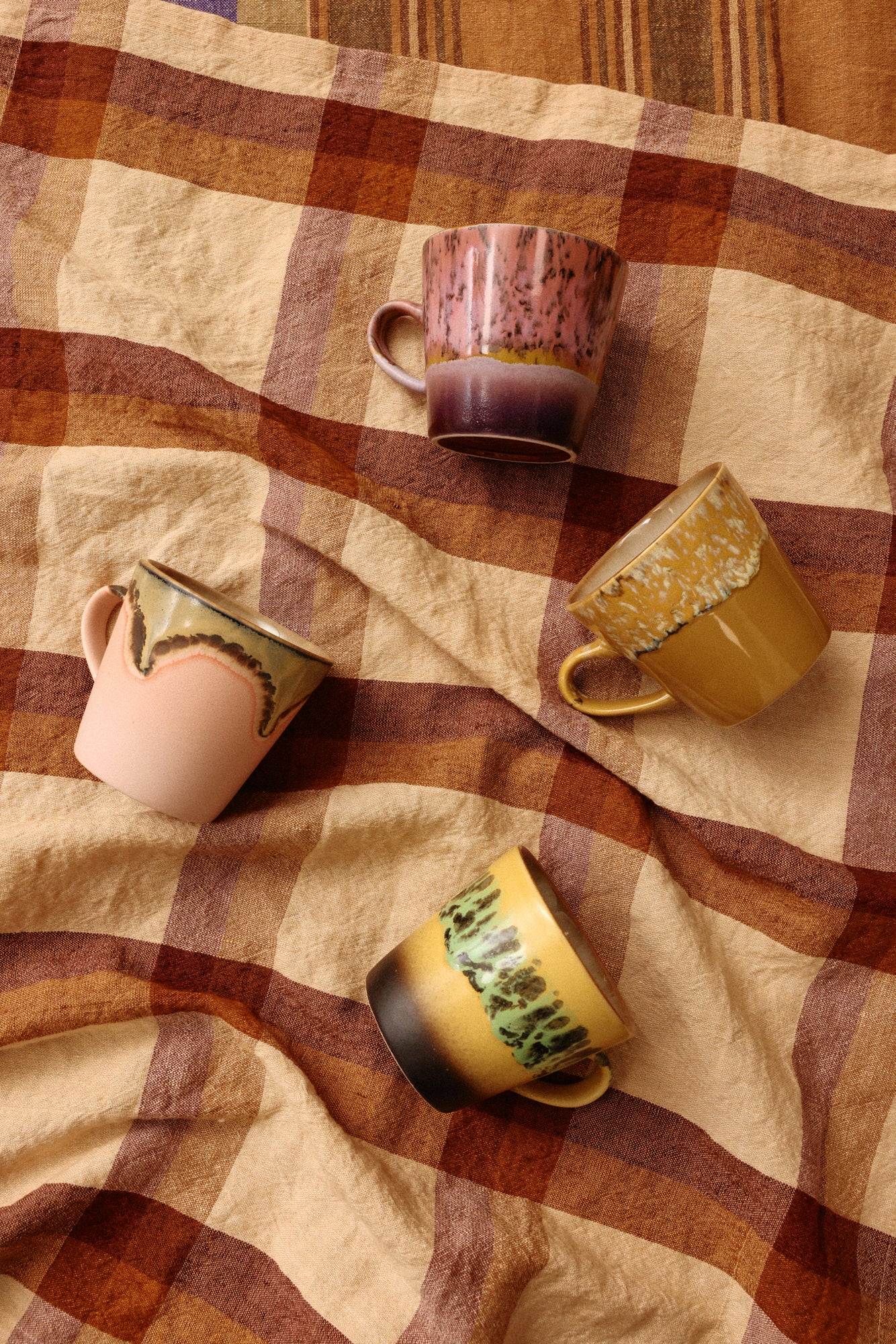 70s ceramics: Tazas de Café, "Radiant" (juego de 4 unidades)
