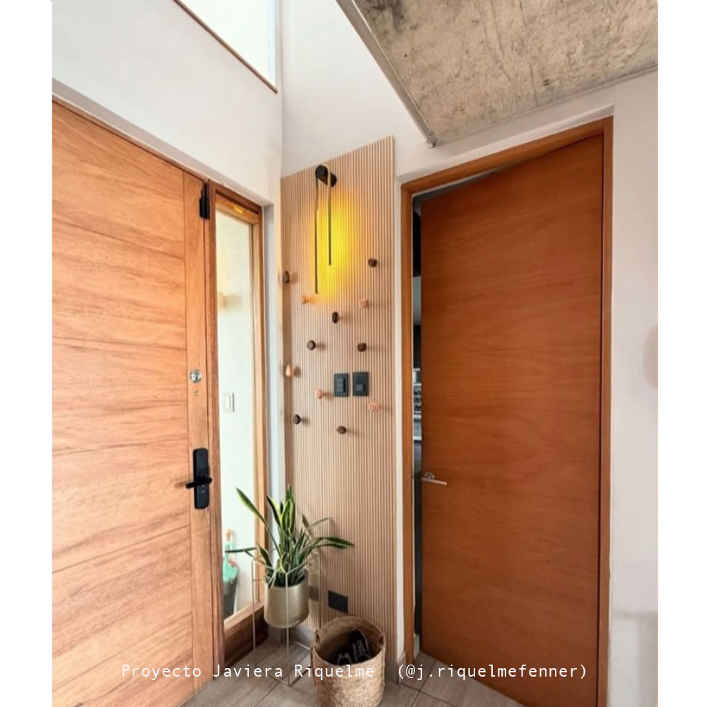 Apliqué de aluminio color dorado Aribau "U"