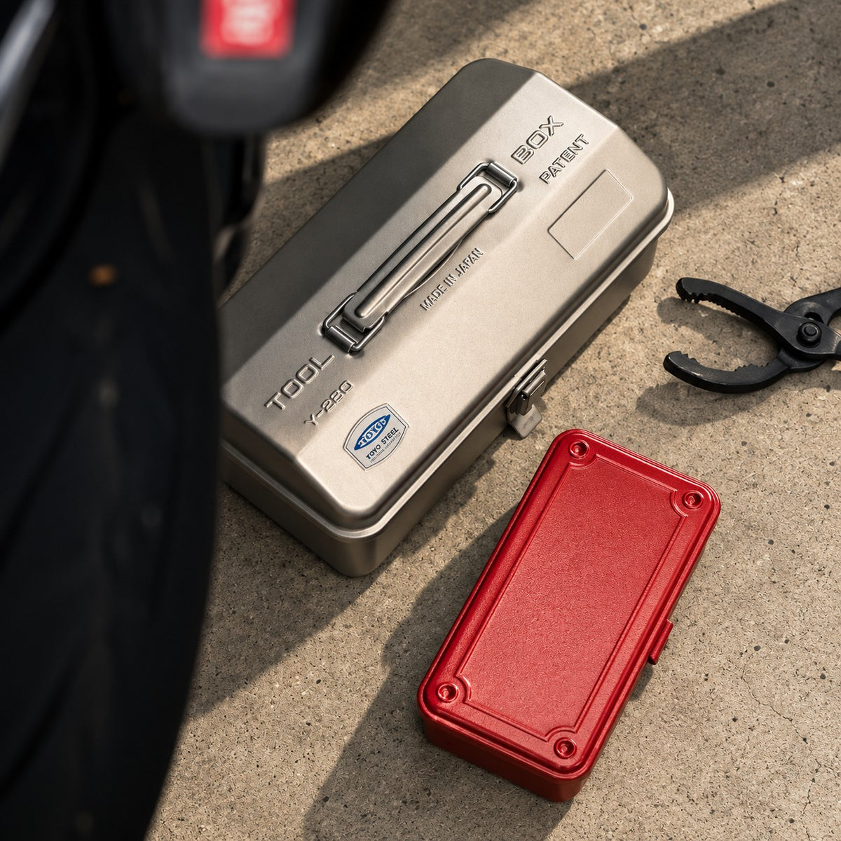Toolbox Y-280 Plateada