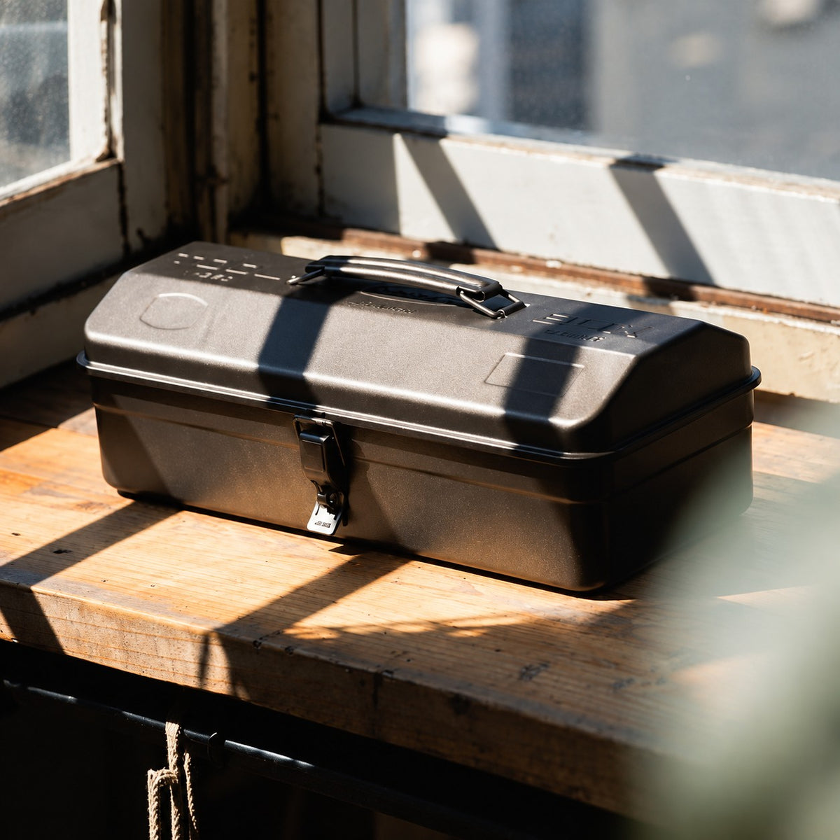 Toolbox Y-350 Titanium