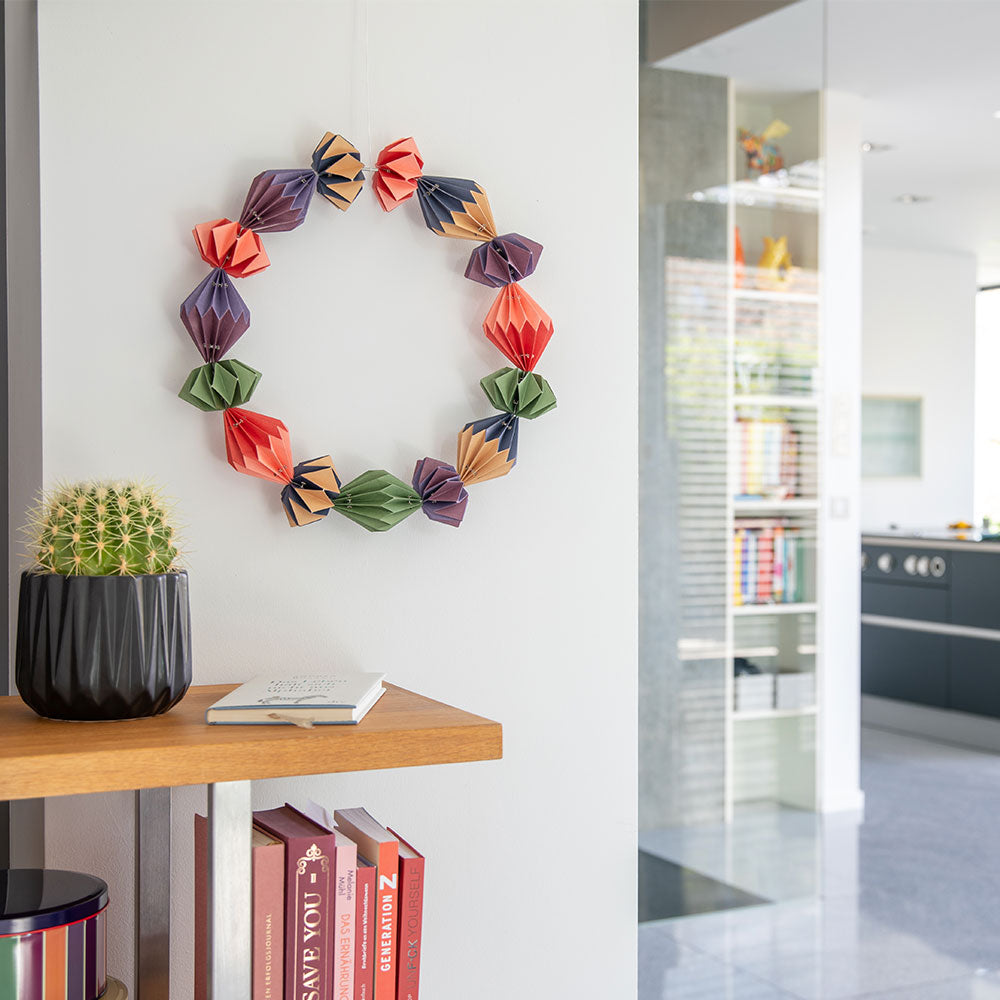 Corona de papel "Gracia"