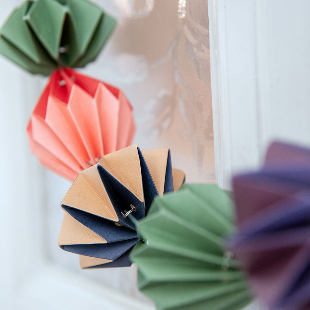 Corona de papel "Gracia"