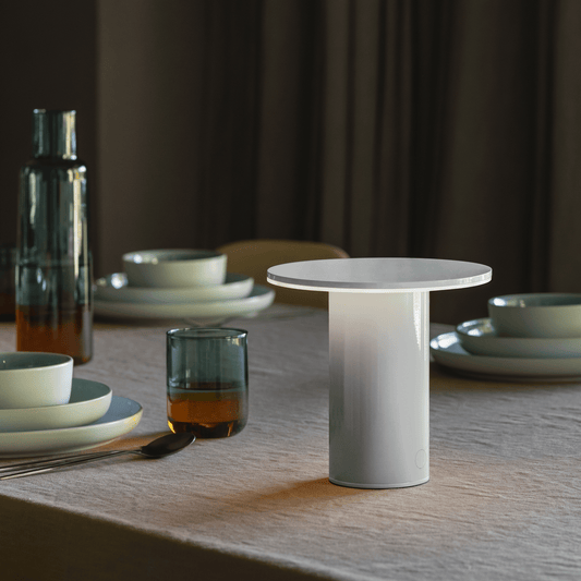 Lámpara de mesa Fungo blanca
